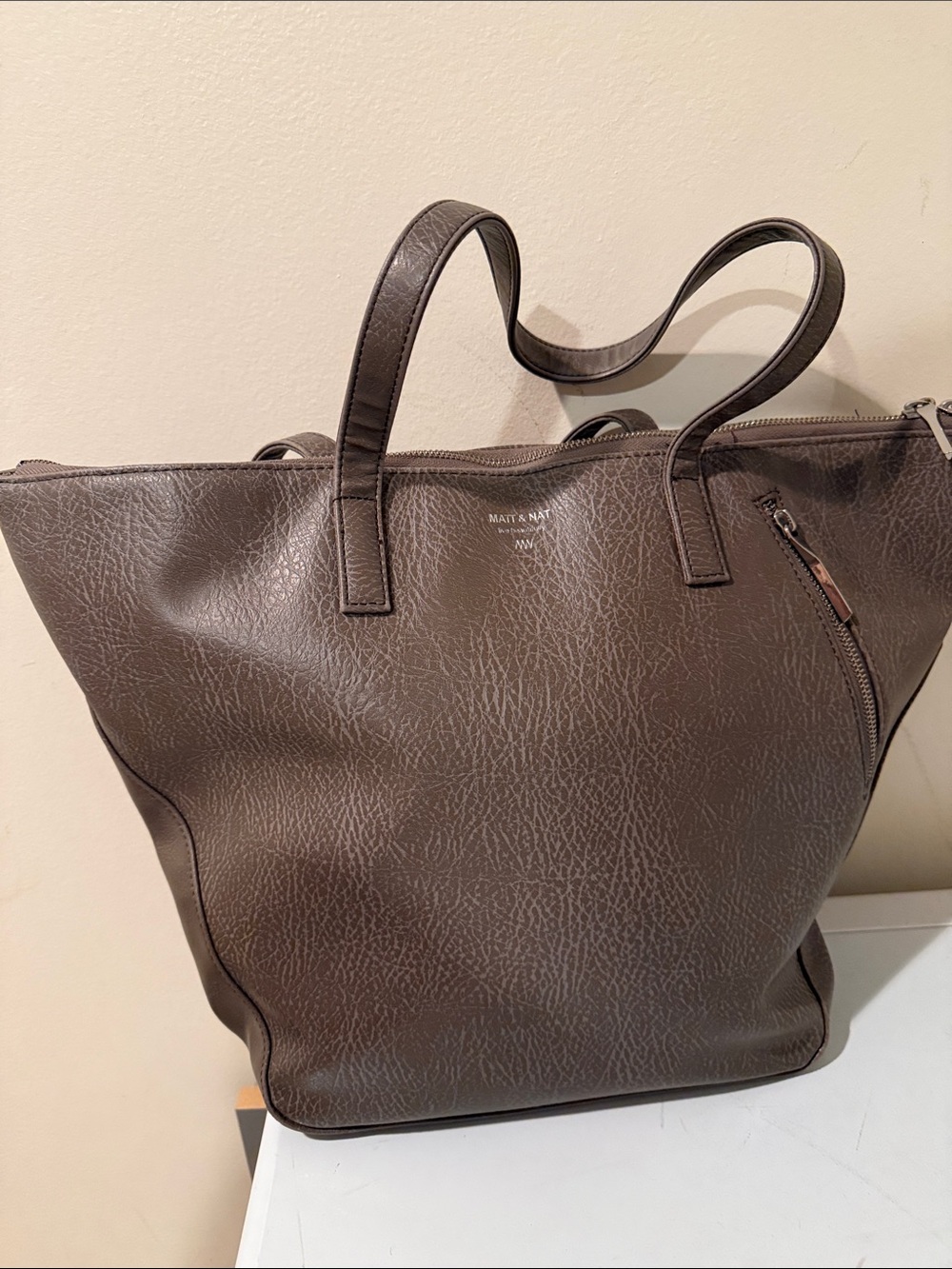 Matt & Nat Dark Brown Vegan Tote with Zip Pocket